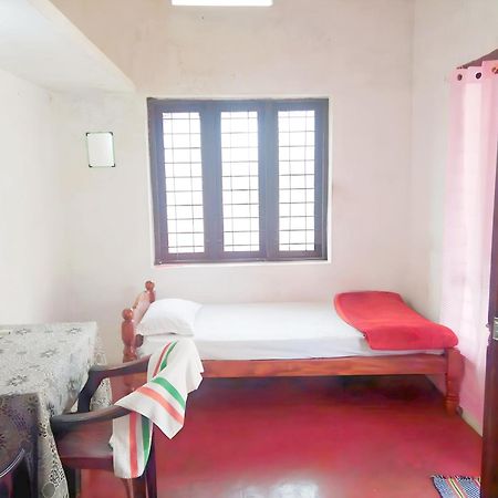Thachattu Homestay Vaikom 外观 照片