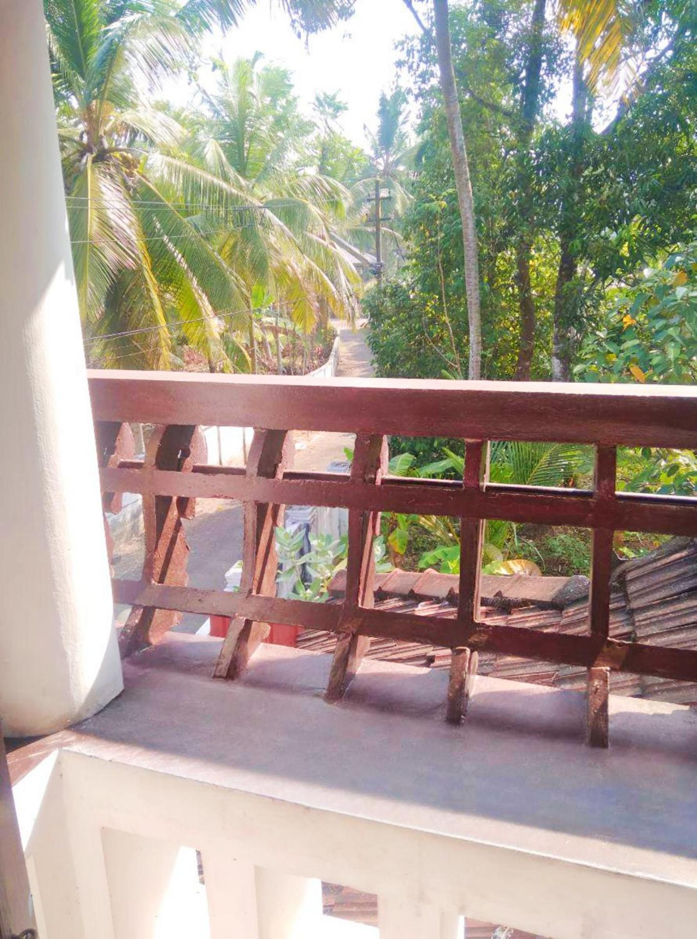 Thachattu Homestay Vaikom 外观 照片