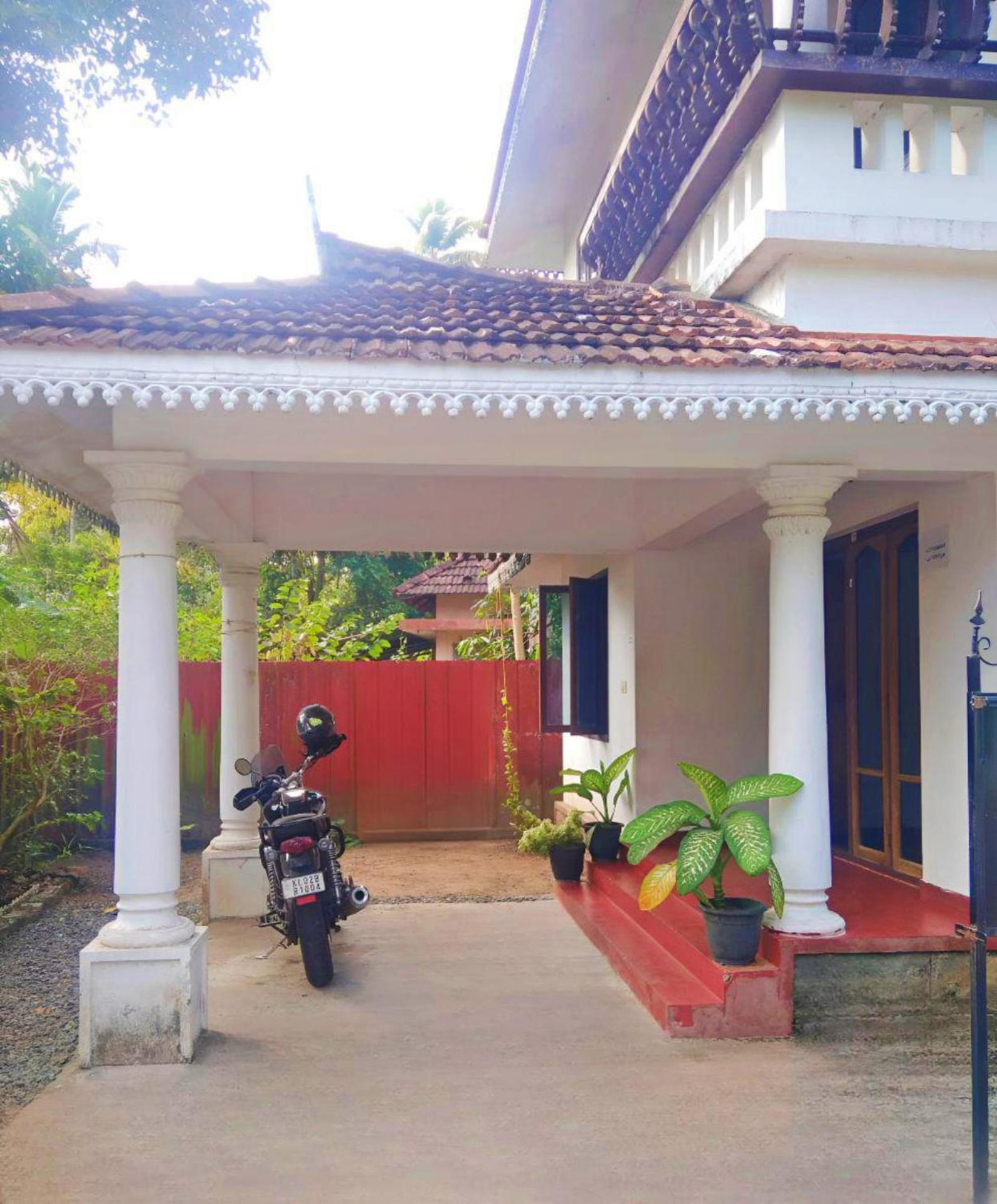 Thachattu Homestay Vaikom 外观 照片